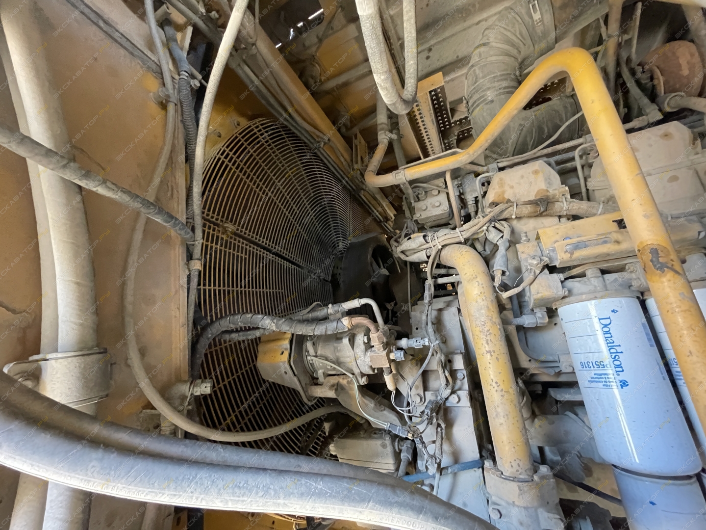 Caterpillar 785C [9]