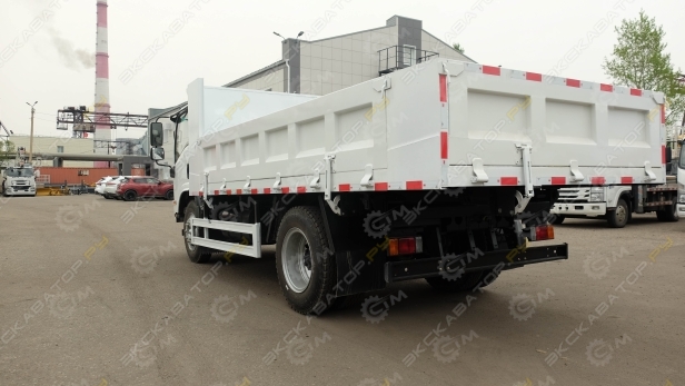 Isuzu Elf [5]