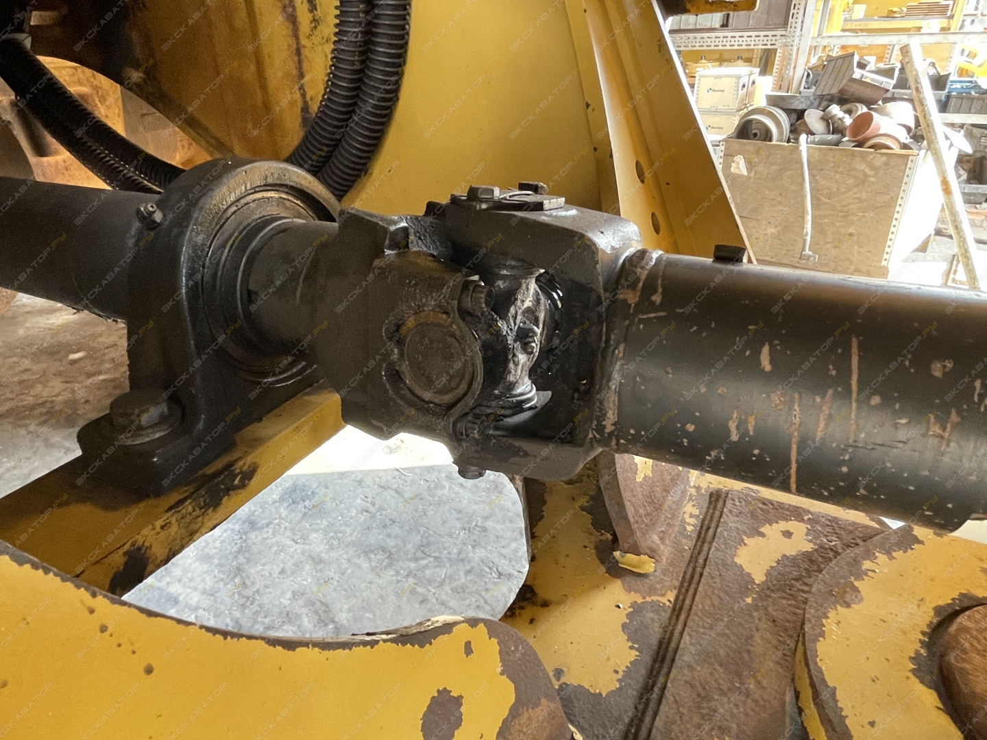 Caterpillar 950L [16]