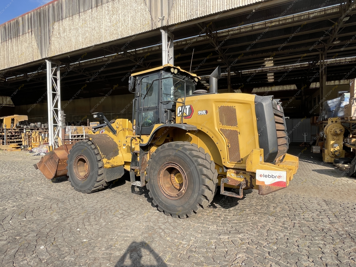 Caterpillar 950L [3]