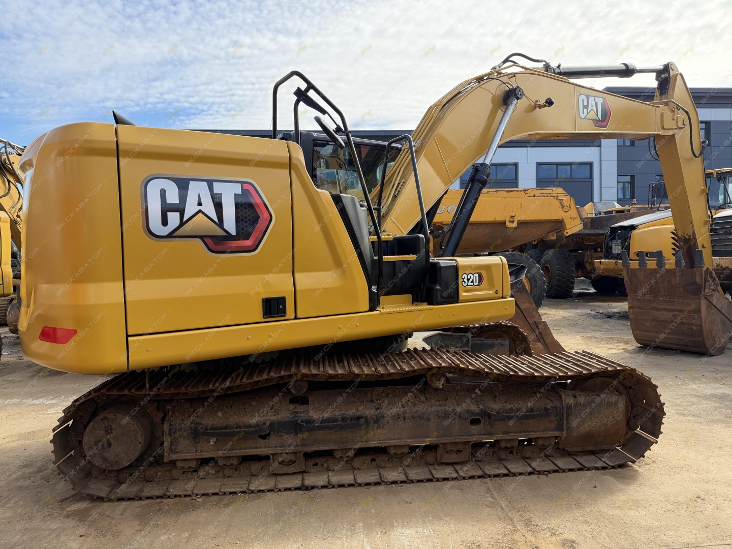 Caterpillar 320 [0]