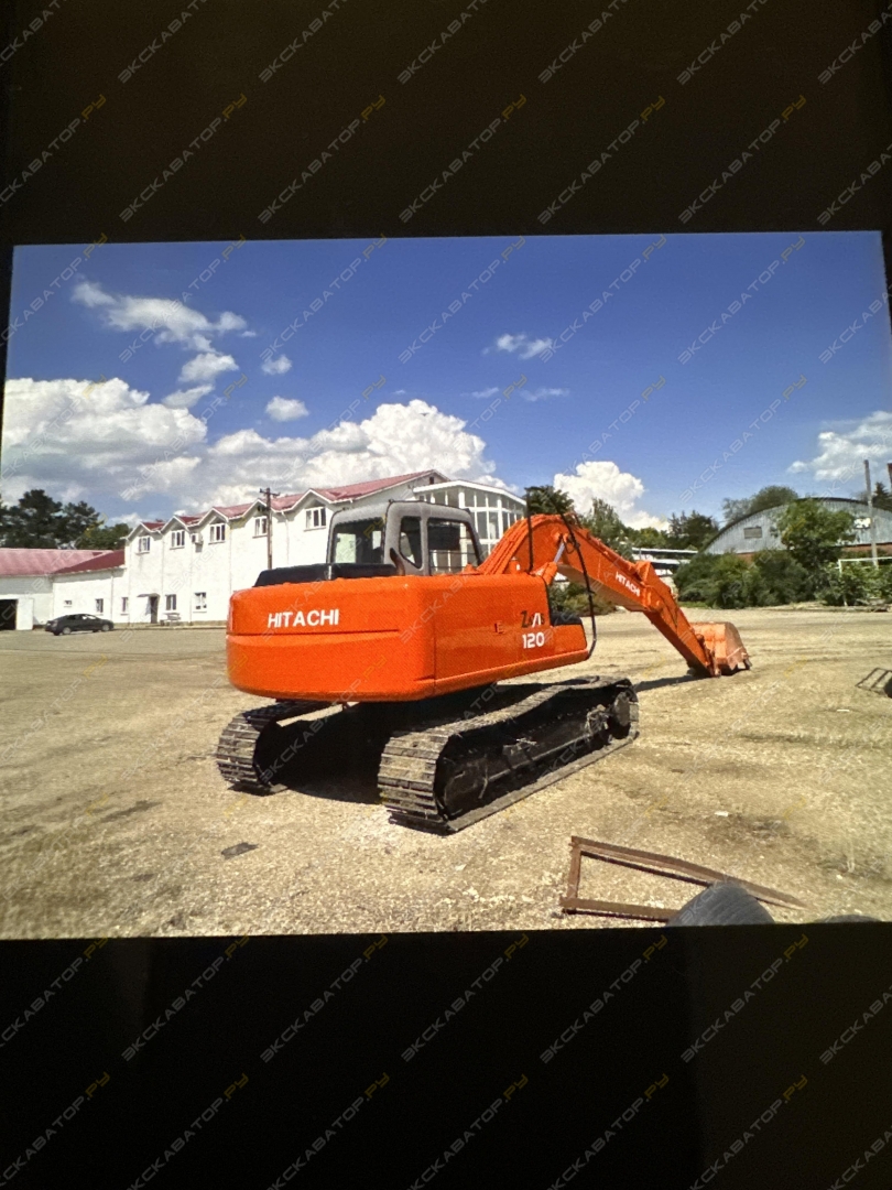 Hitachi ZX120 [5]