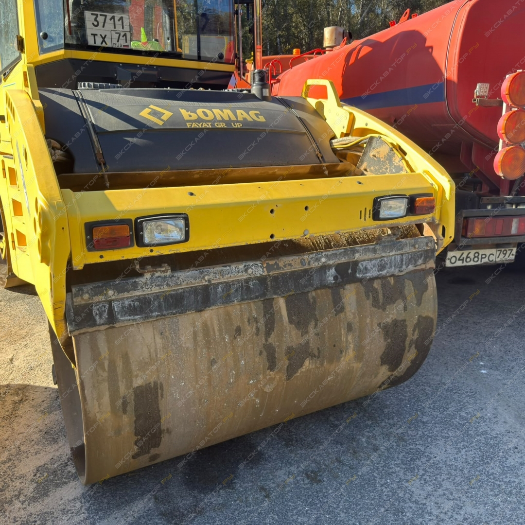 Bomag BW 161 AD-4 [13]