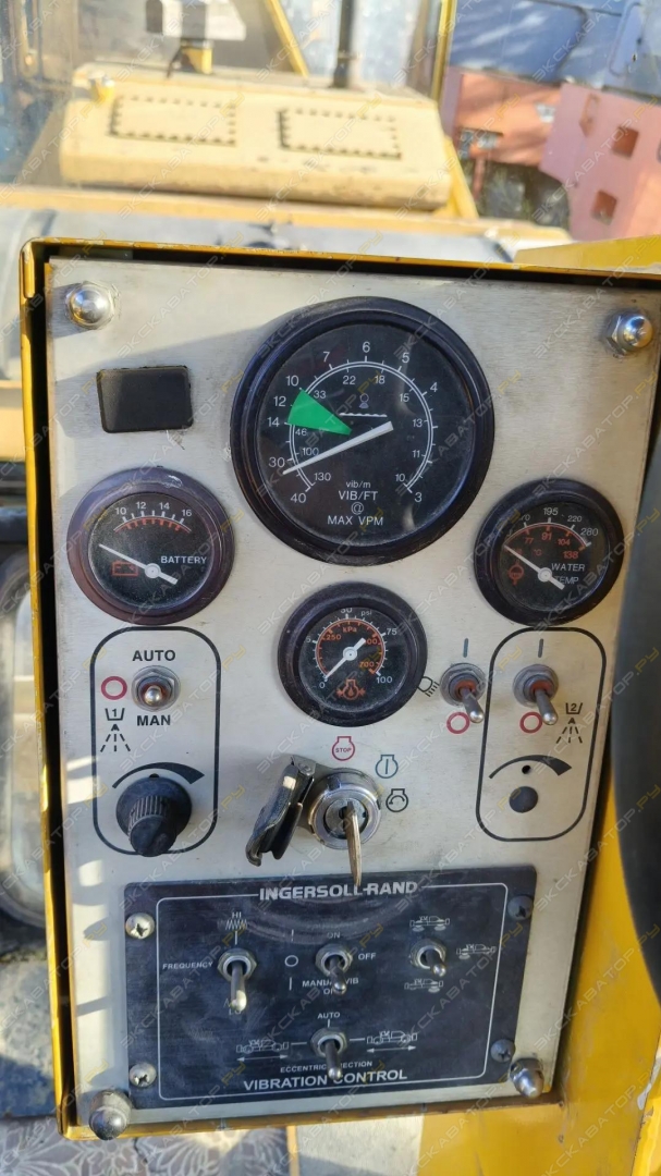 Ingersoll Rand DD-110 [18]