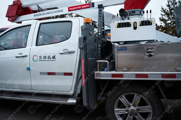 Isuzu Elf [10]