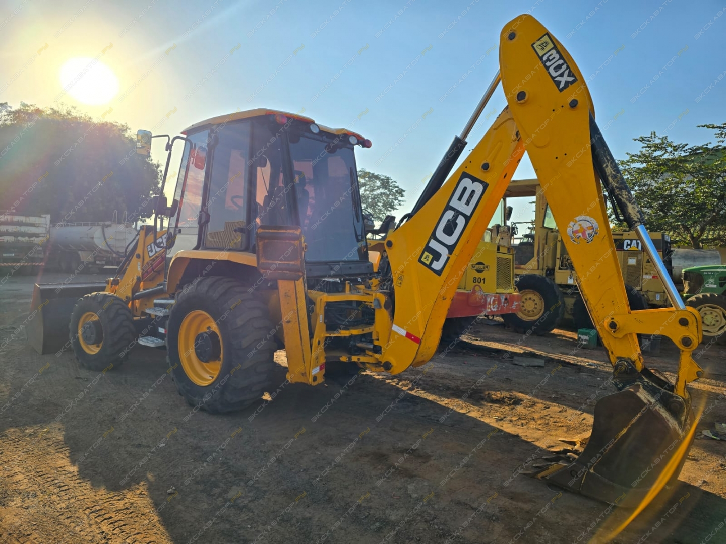 JCB 3CX [6]