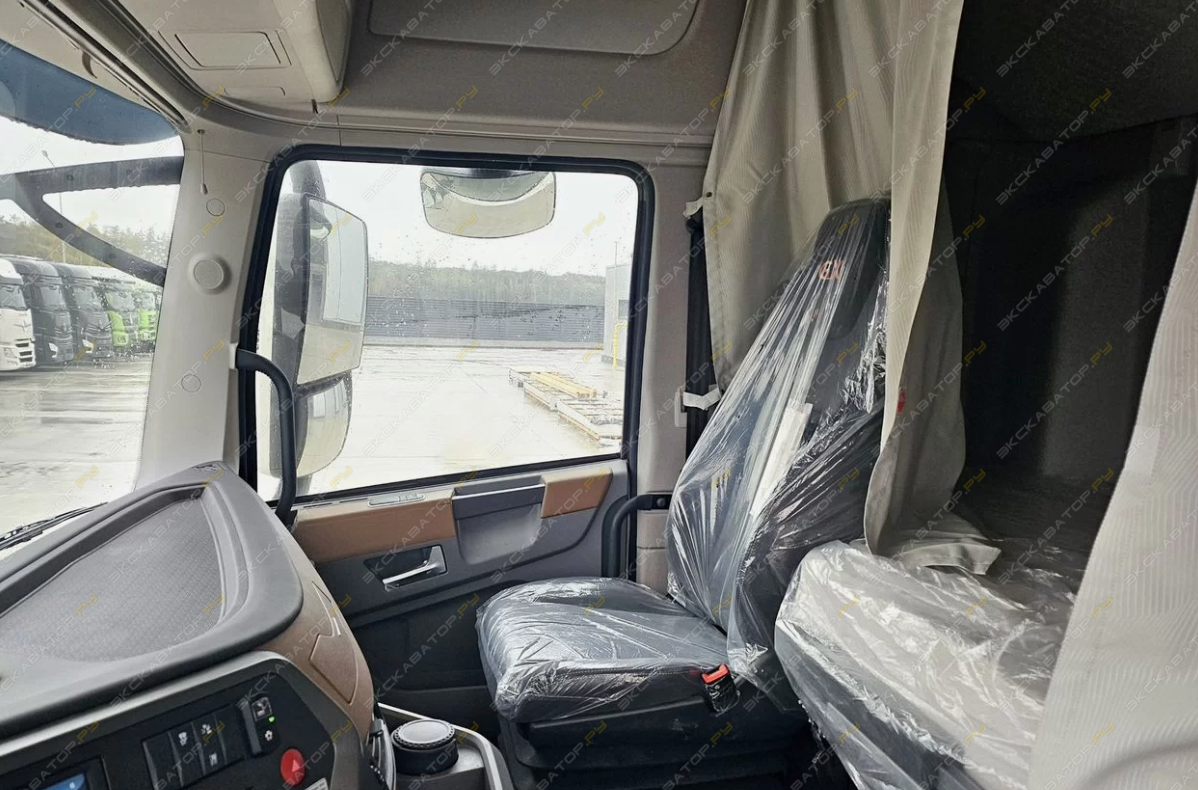 Dongfeng GX 6x4 DFH4271 [5]