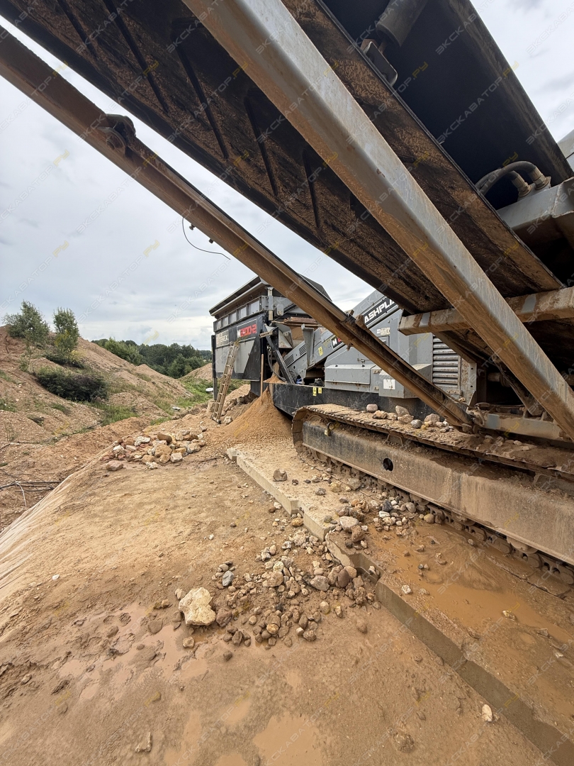 Terex M2100 [12]