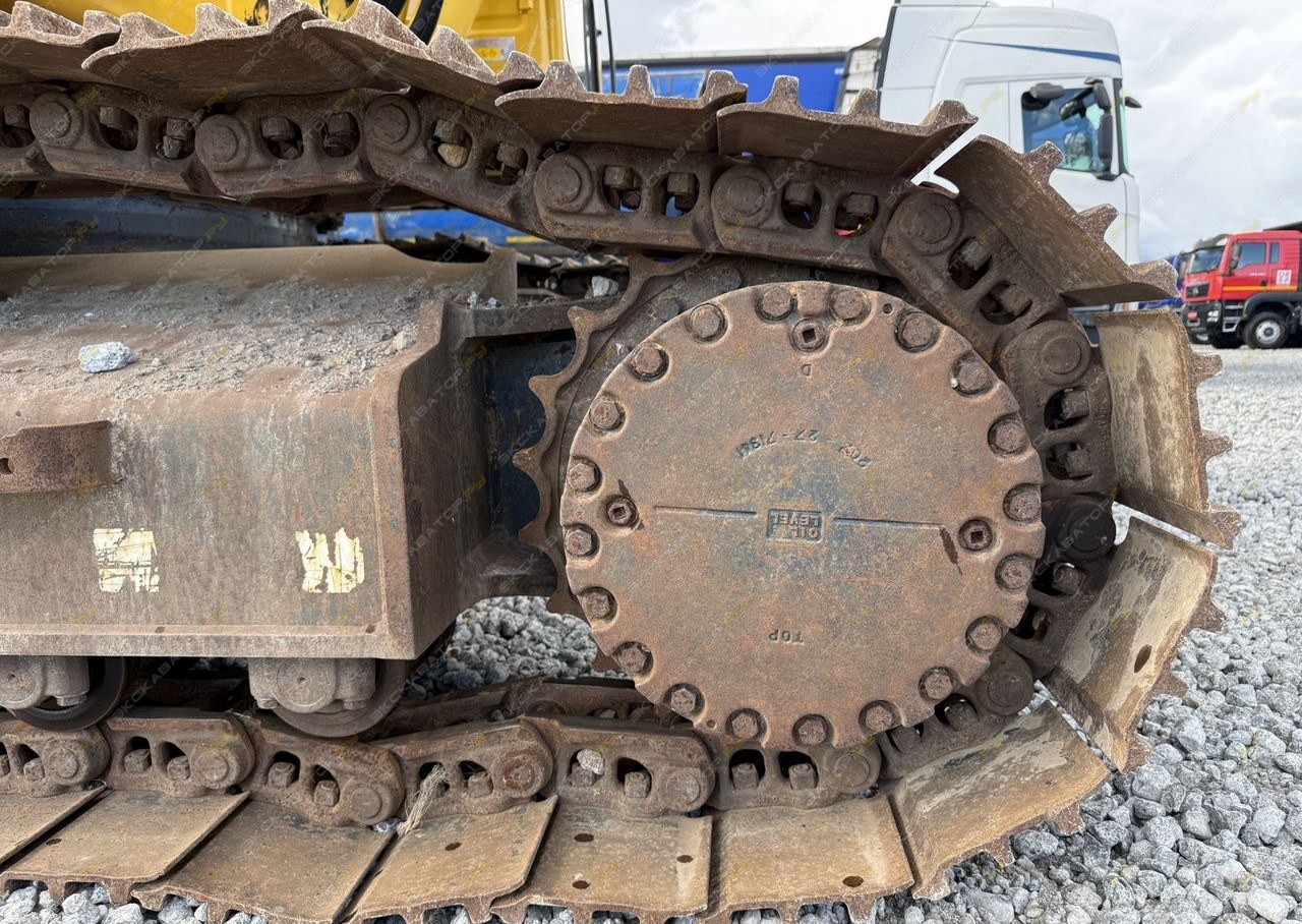 Komatsu PC300-8M0 [15]