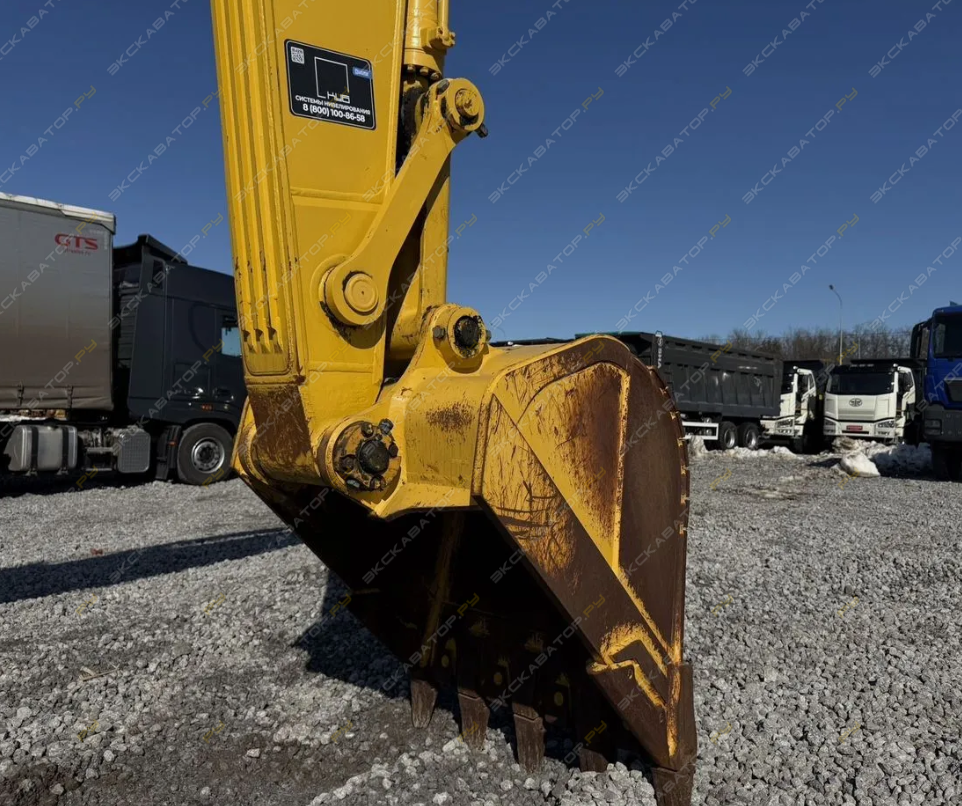 Komatsu PC300 [10]