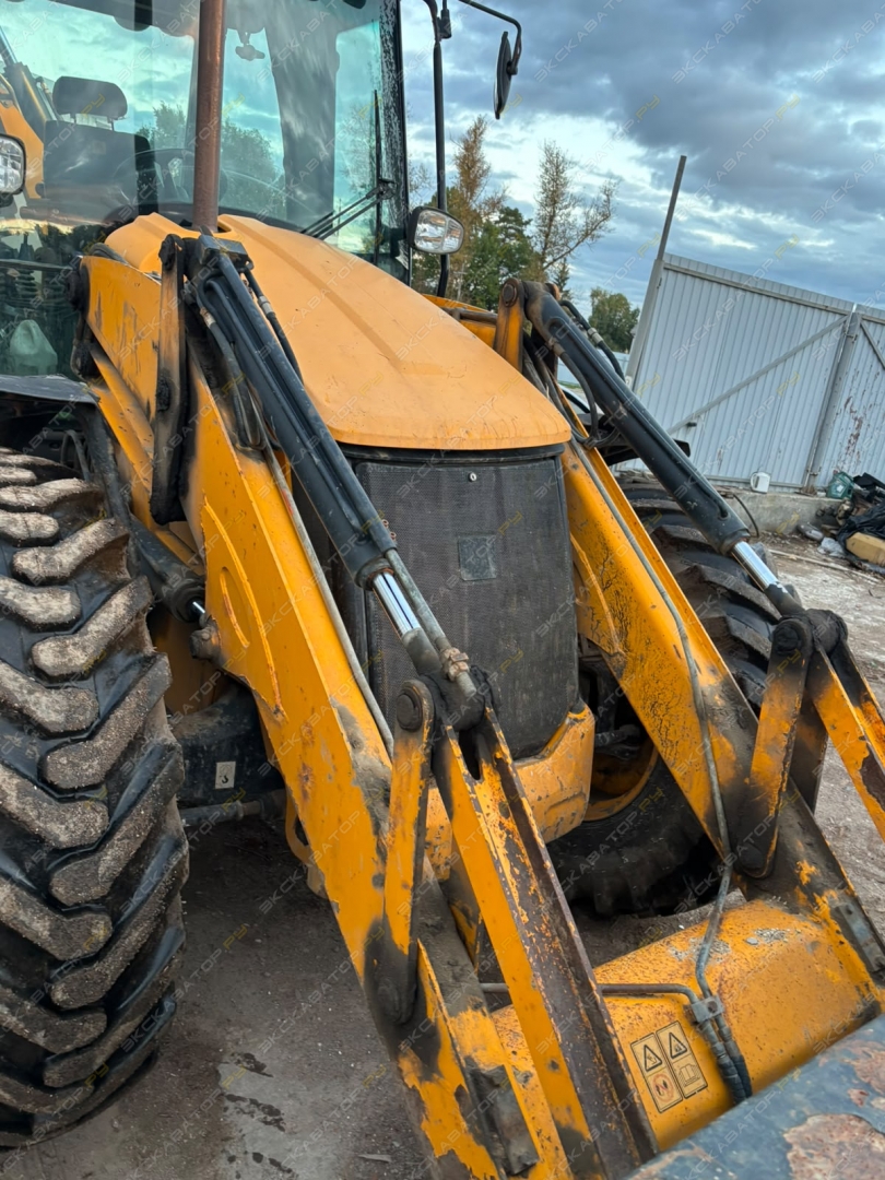 JCB 4CX [4]