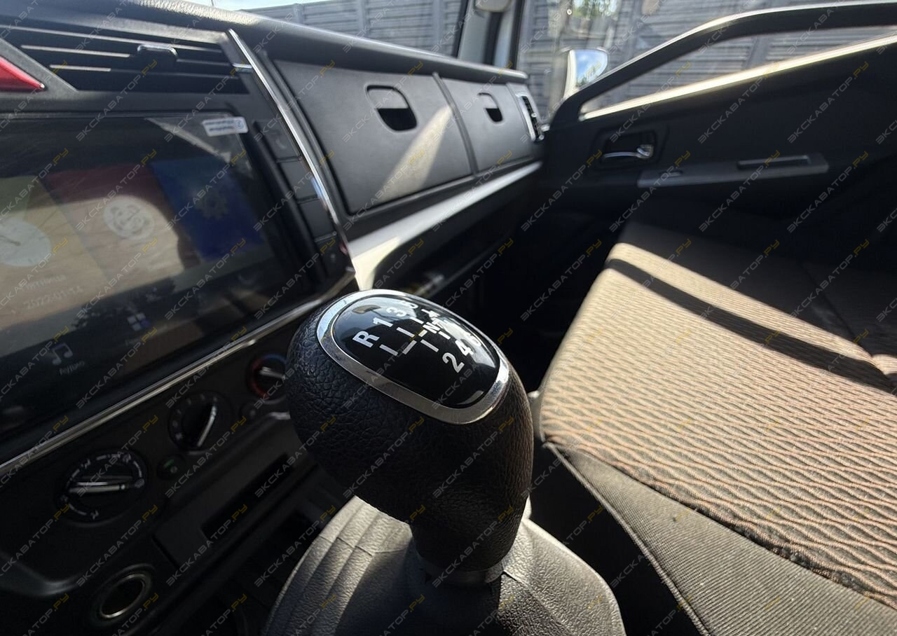 Dongfeng Z55L [12]