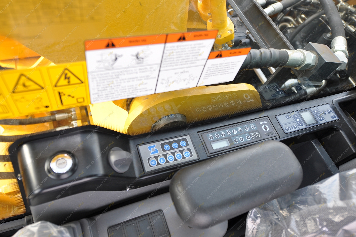 Shantui SE220LC [8]