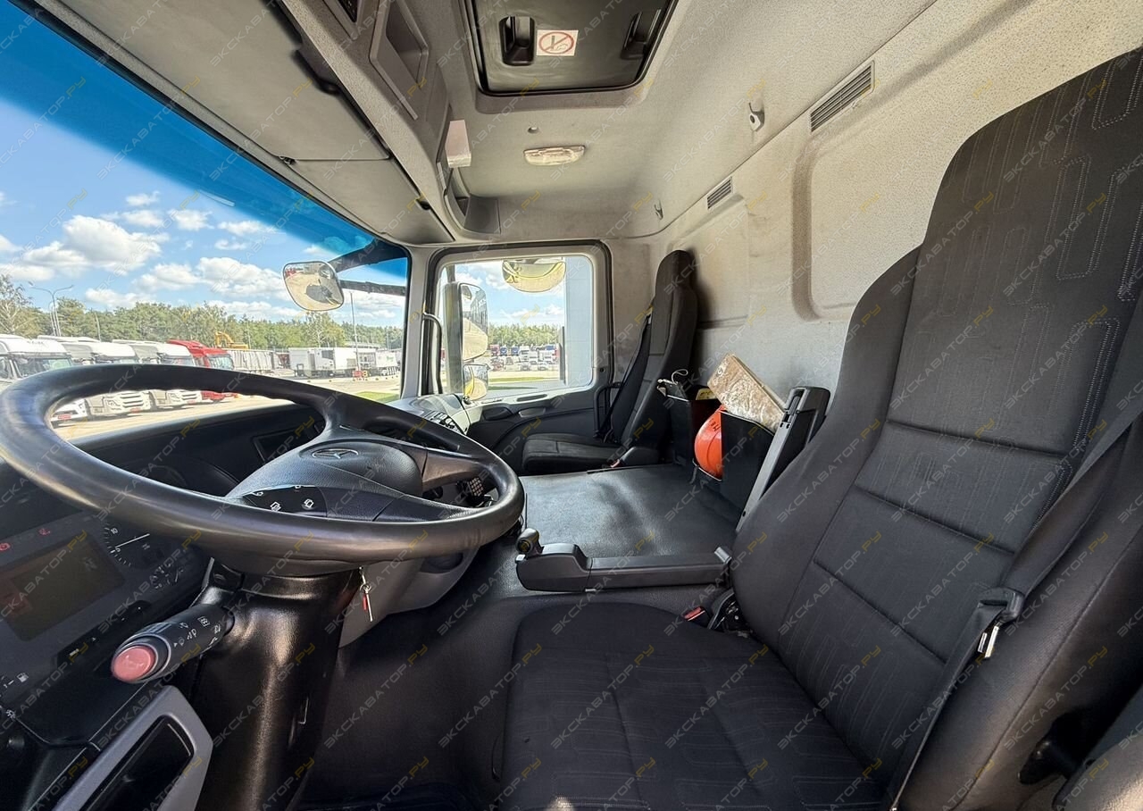 Mercedes-Benz Actros 3341 AK [10]