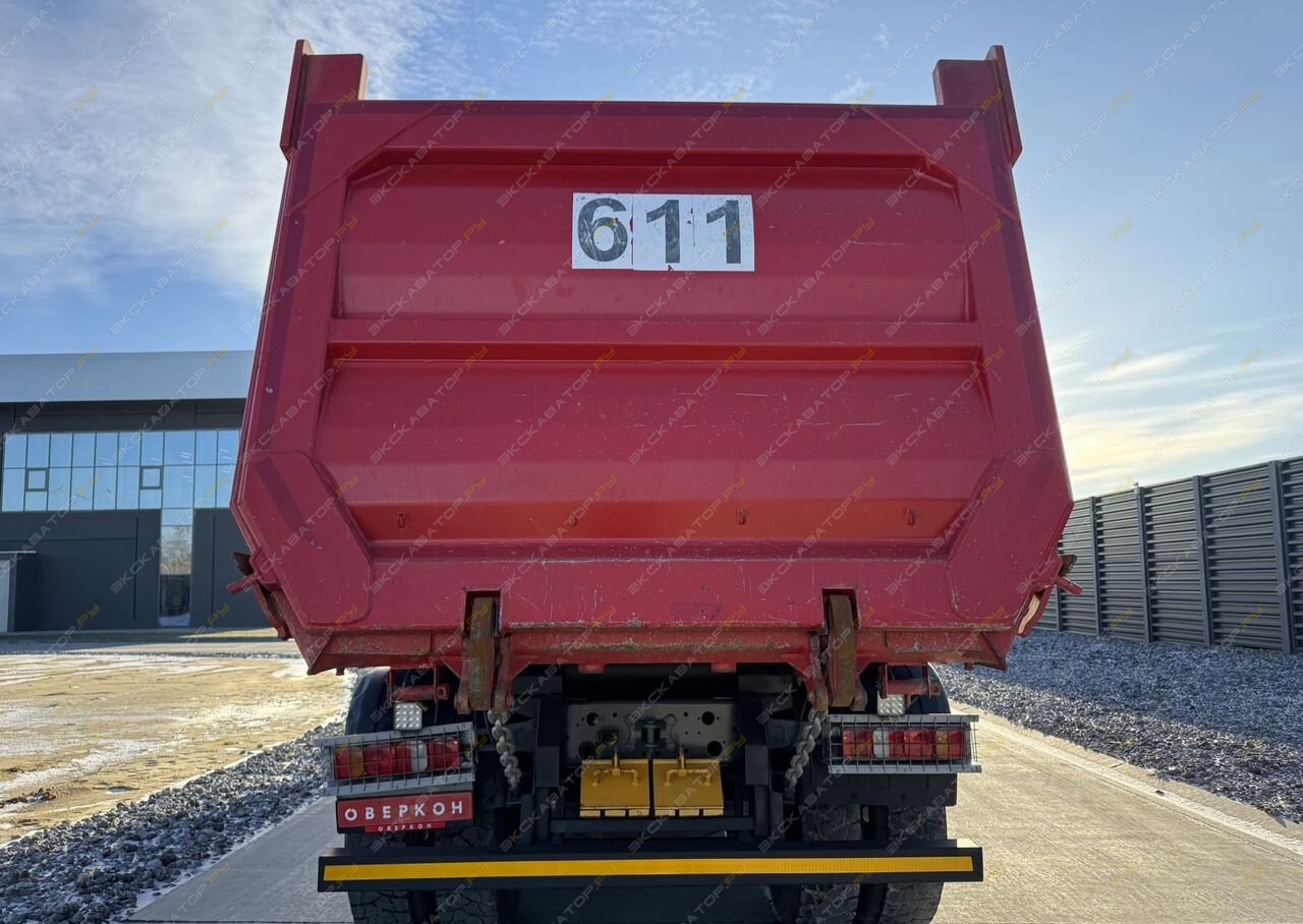 Sitrak C7H 8x4 [3]