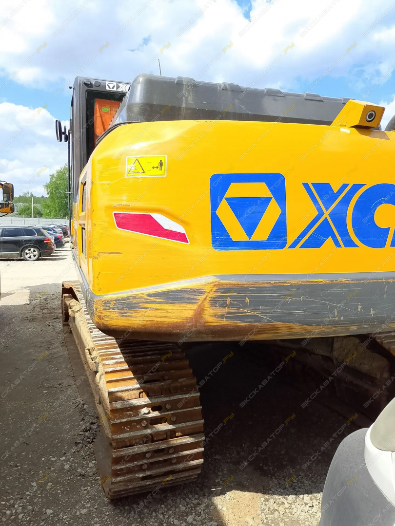 XCMG XE225DN [8]