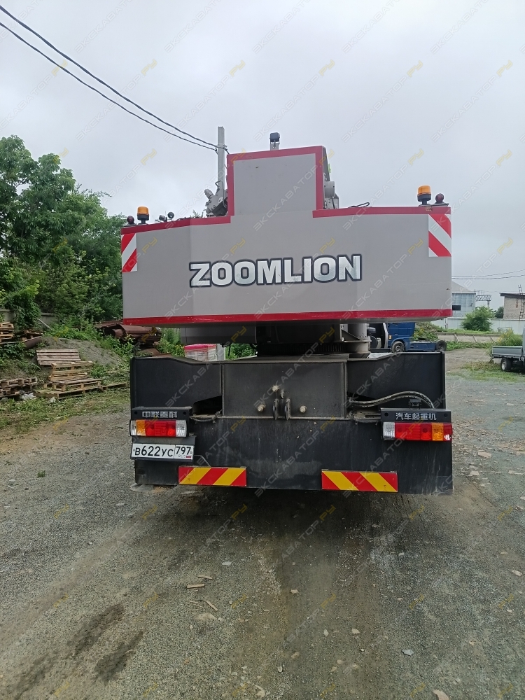 Zoomlion ZTC300V [7]