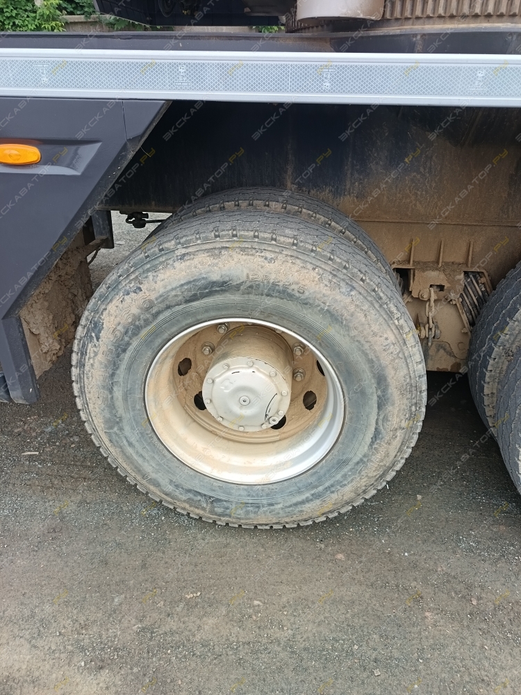 Zoomlion ZTC300V [11]