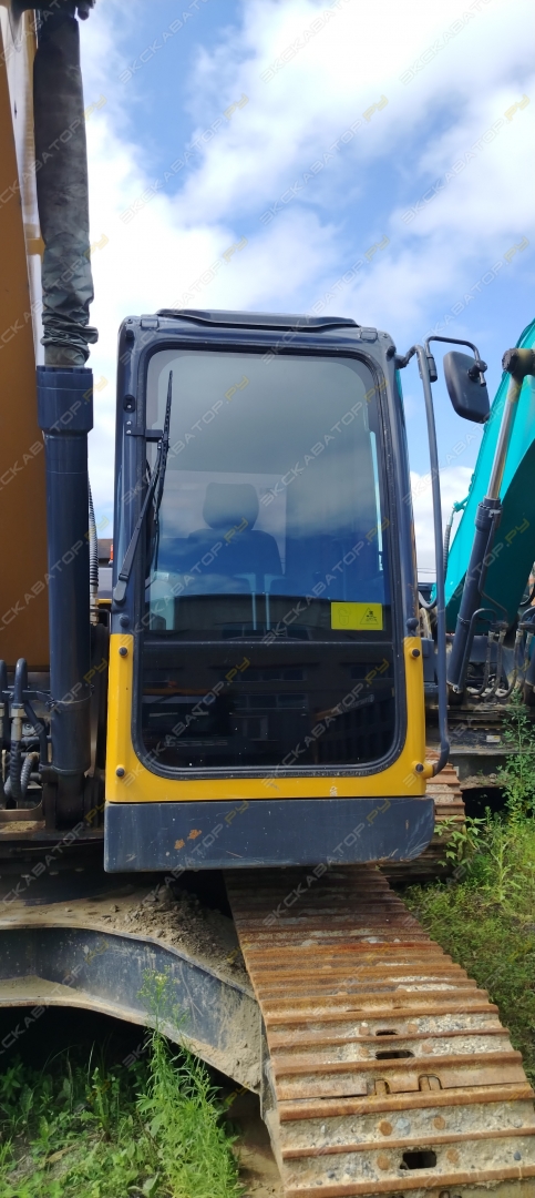 XCMG XE215C [9]
