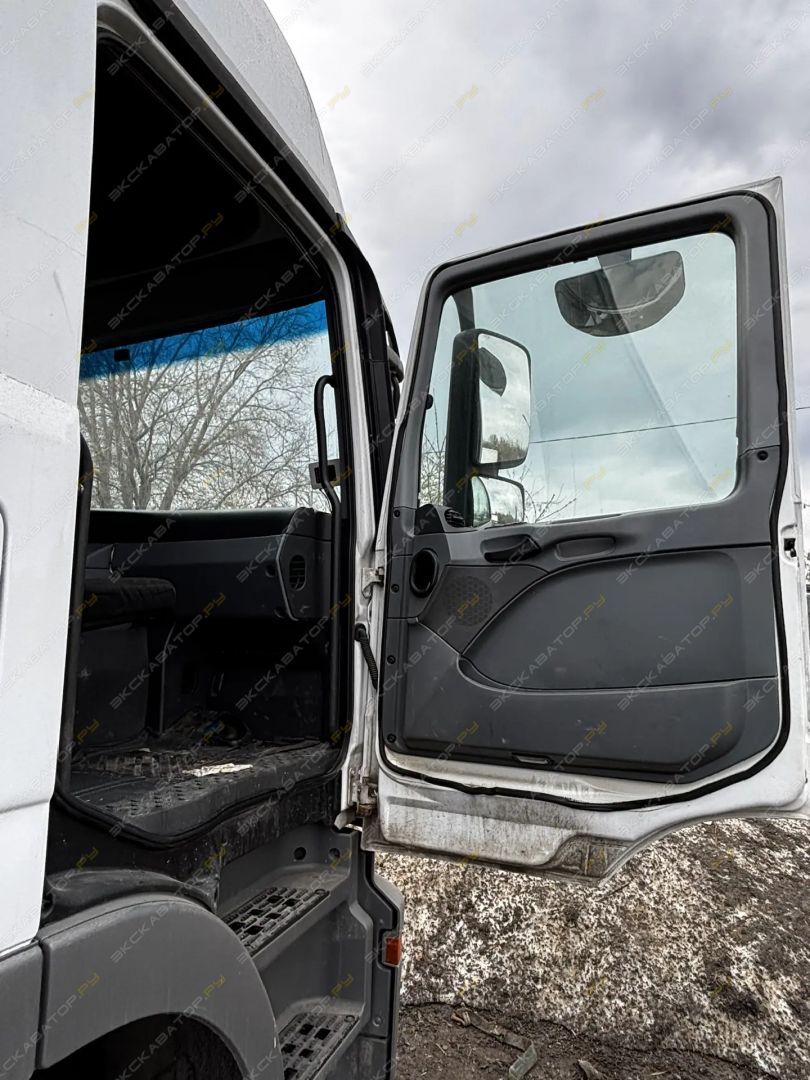 Mercedes-Benz Actros [6]