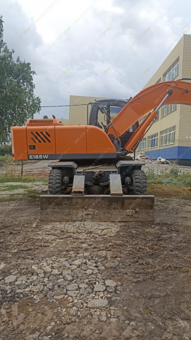 UMG Е185W [2]