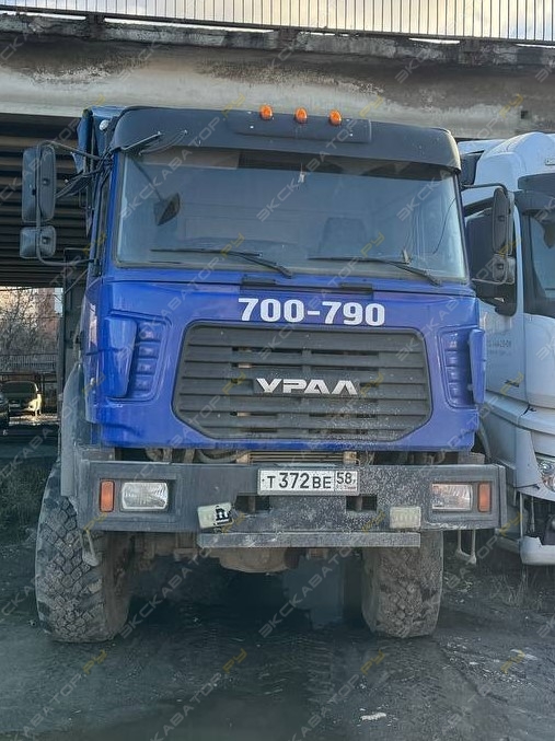 Урал 4320-0111-41 [1]