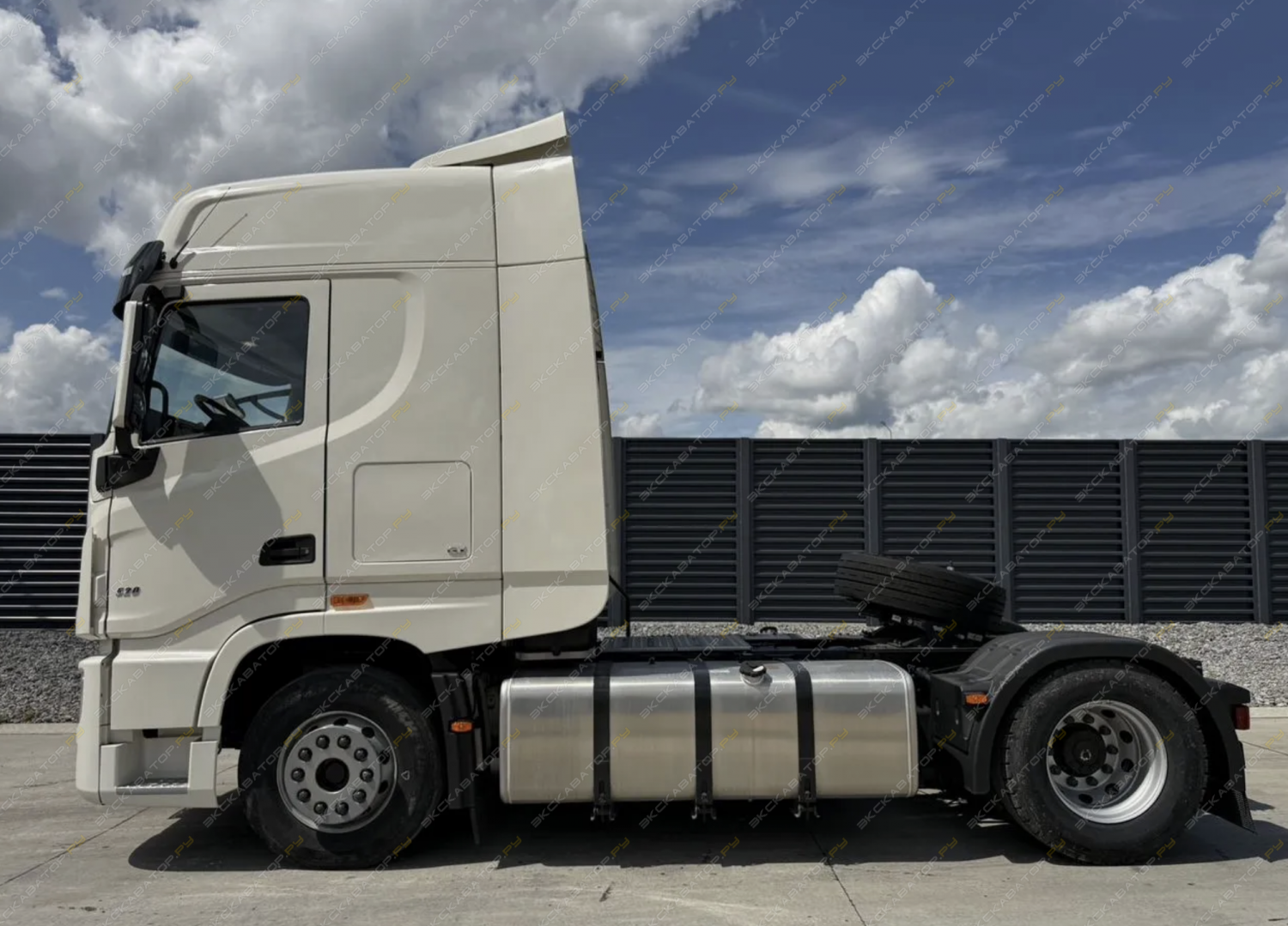 Dongfeng GX 4x2 [3]