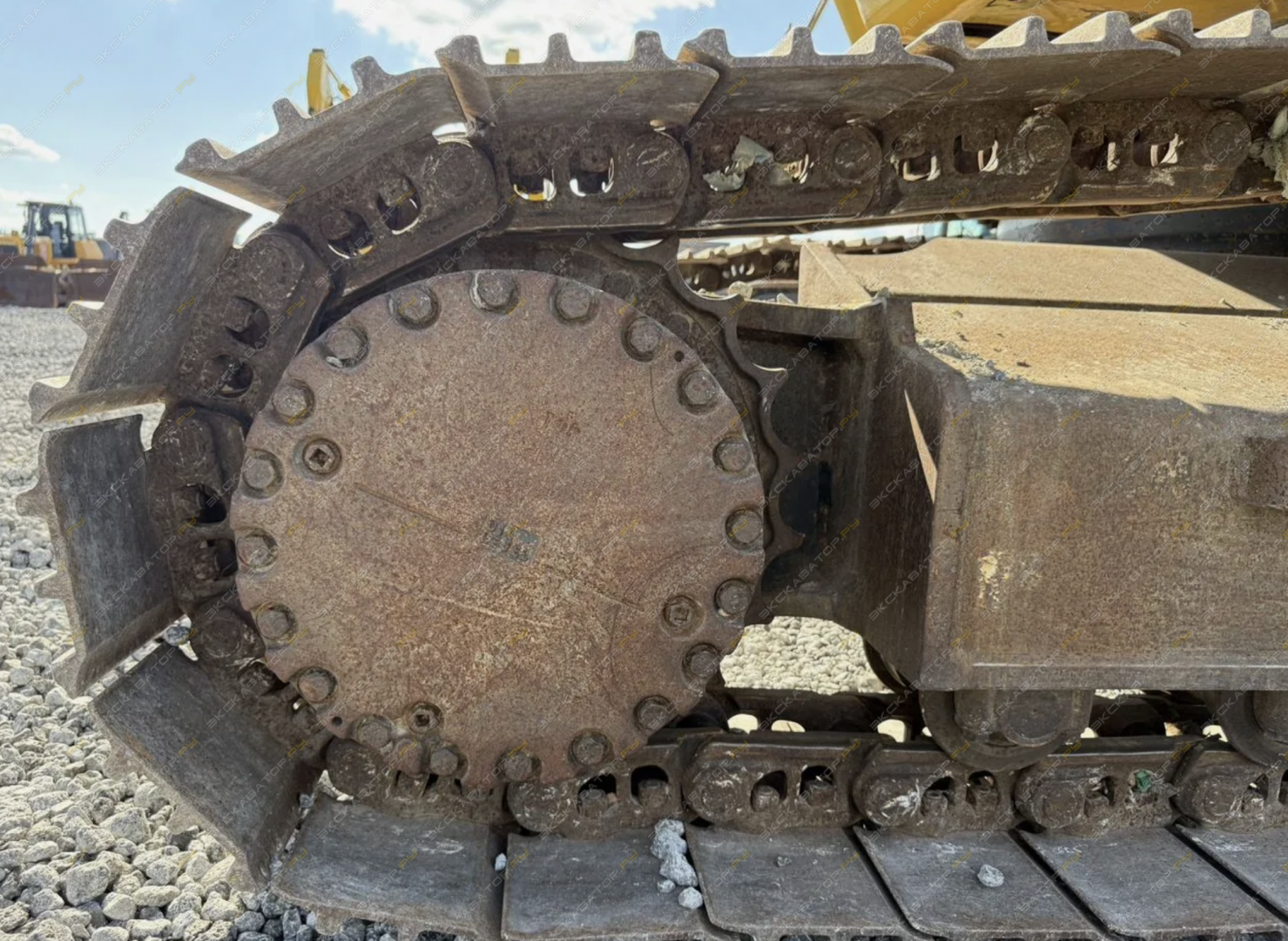 Komatsu PC300-8 [7]