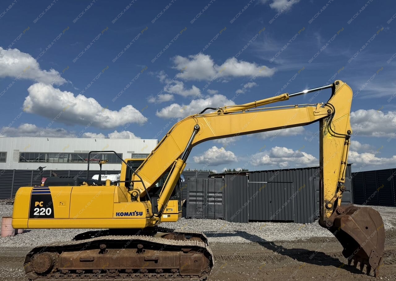 Komatsu PC220-8 [0]