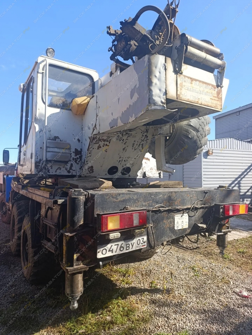 Юрмаш КС-55722-1 (25 т) на базе УРАЛ - 55571 [2]