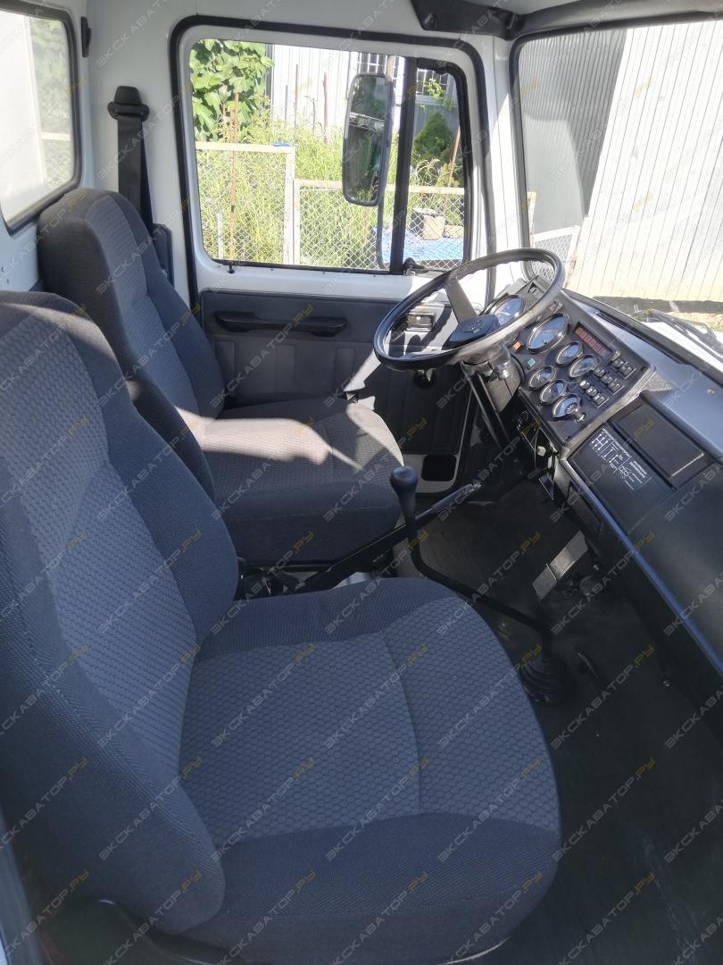 ГАЗ 473942 Садко (автомастерская) [4]