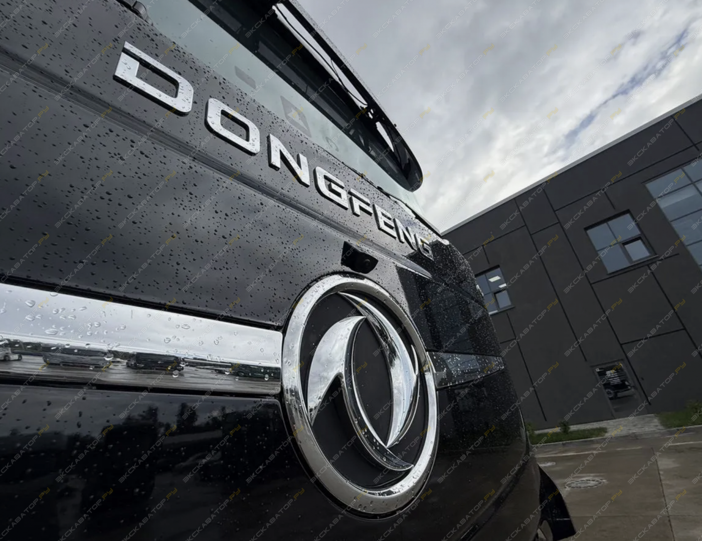 Dongfeng GX 6x4 DFH4271 [18]