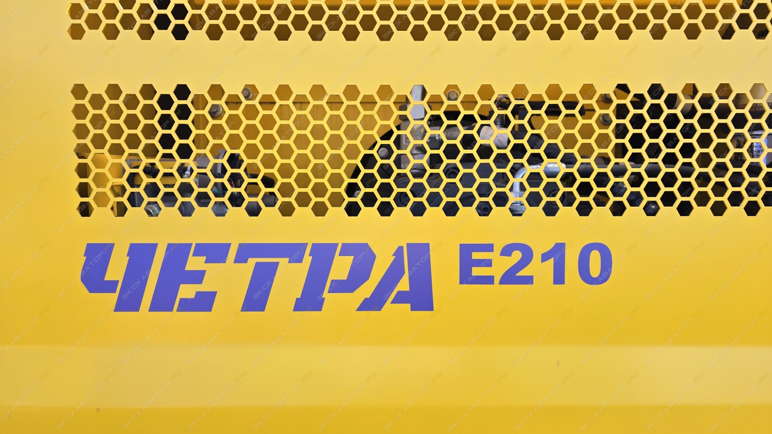 Четра Е210 [12]