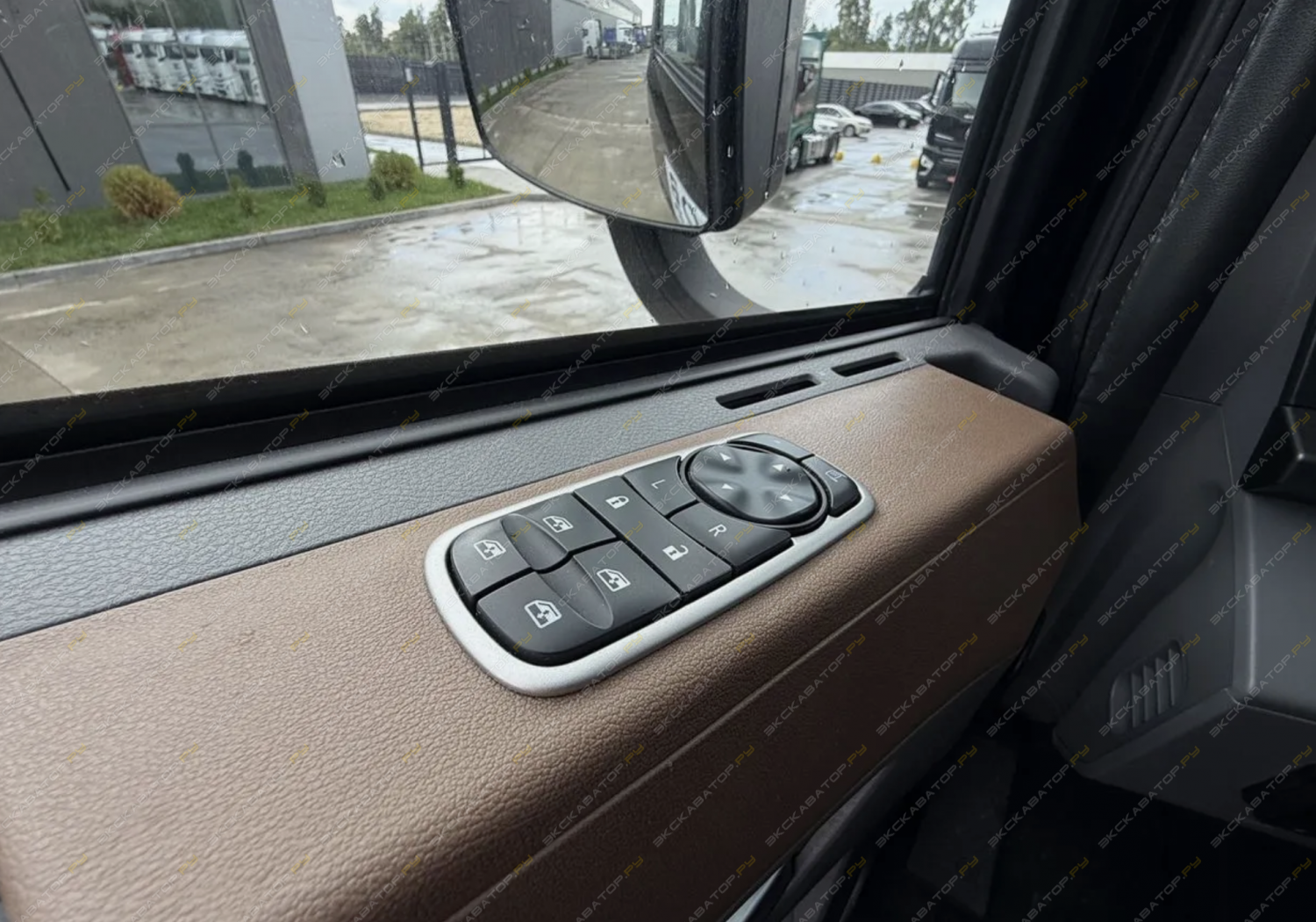 Dongfeng GX 6x4 DFH4271 [3]