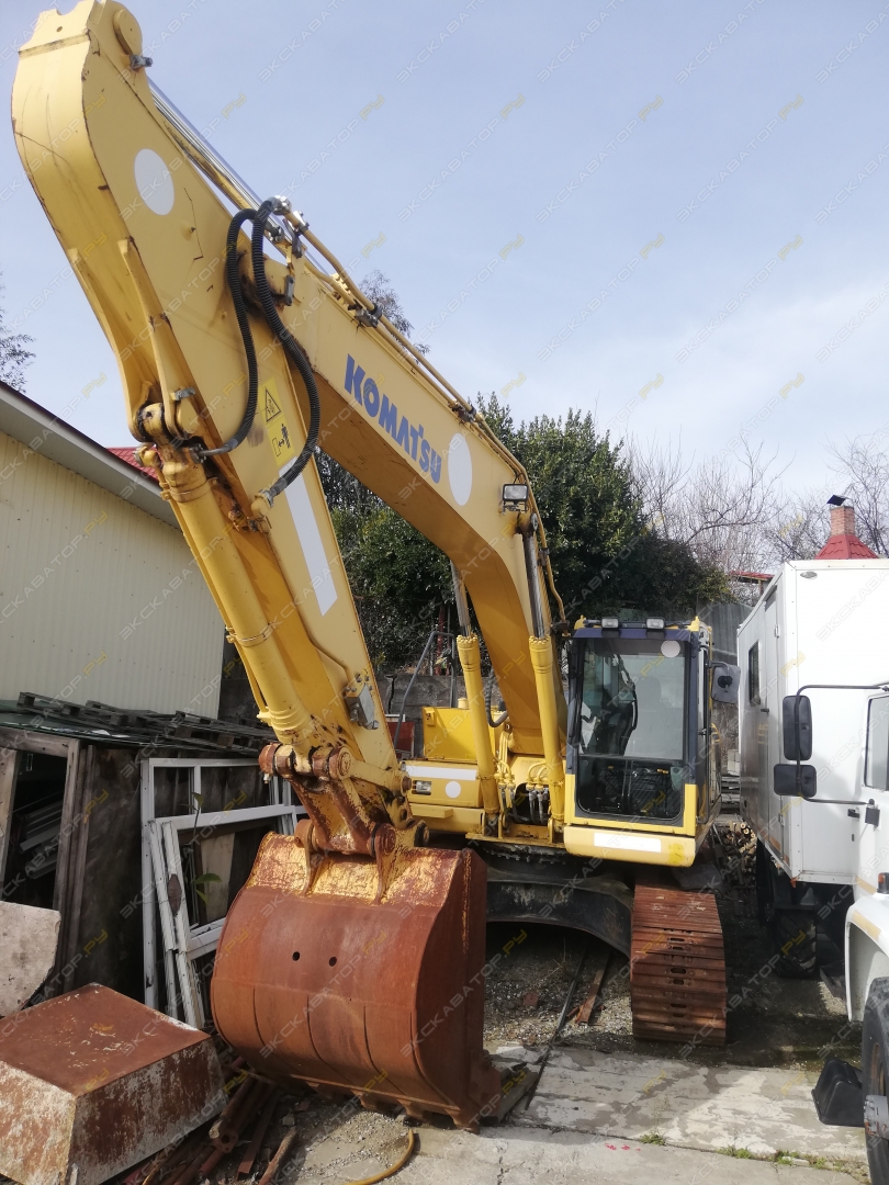 Komatsu PC200-8 [0]