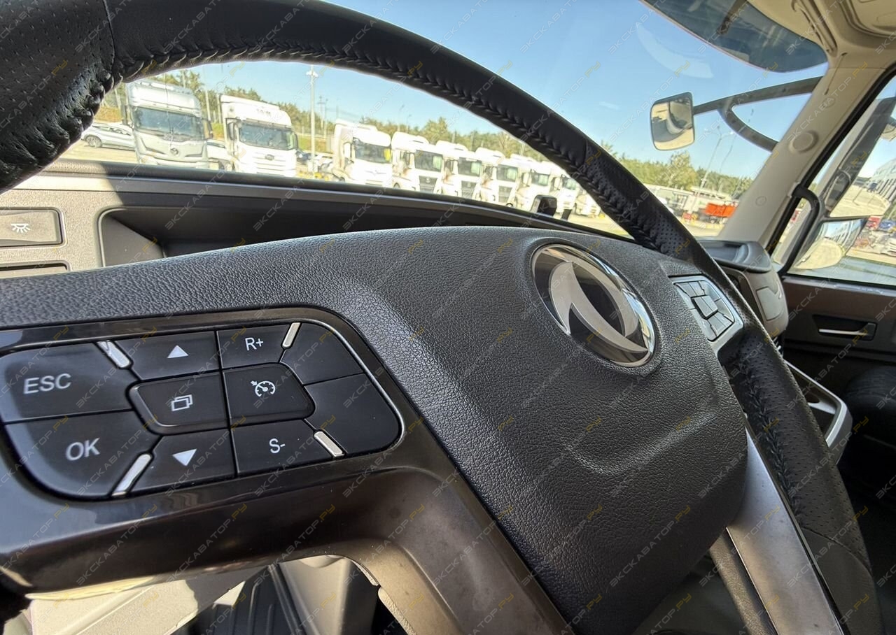 Dongfeng GX 4x2 [8]