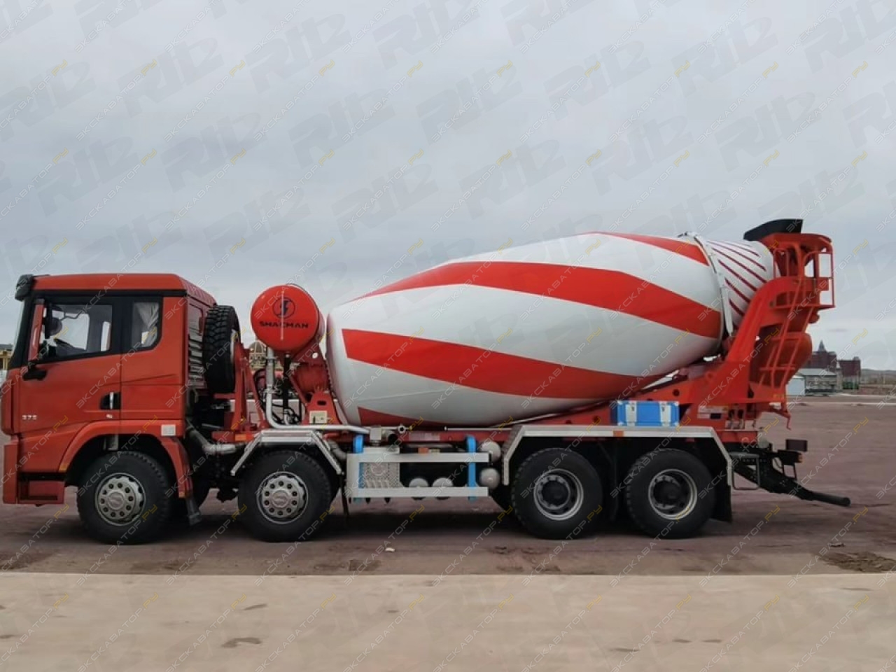 Shacman SX5318GJB6T326 [8]