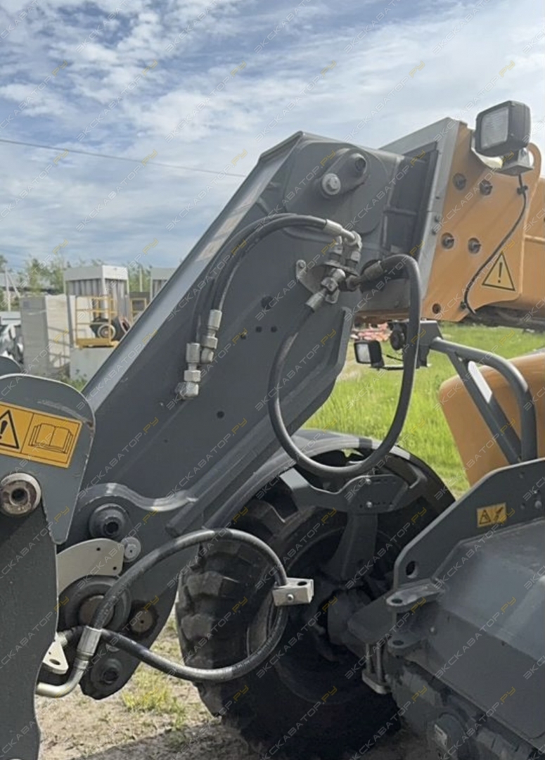 JCB 536-70 Agri-Super [9]