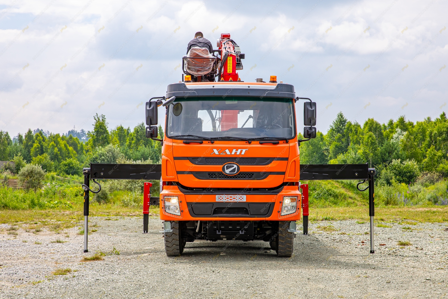 ХАНТ 8x4 c КМУ УММАШ 816T [1]