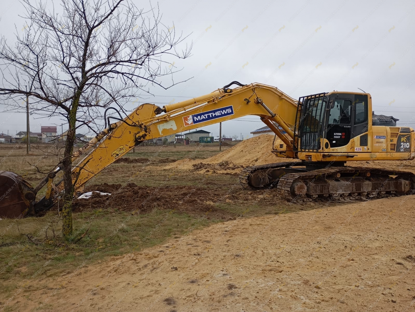 Komatsu PC210LC-8 [2]