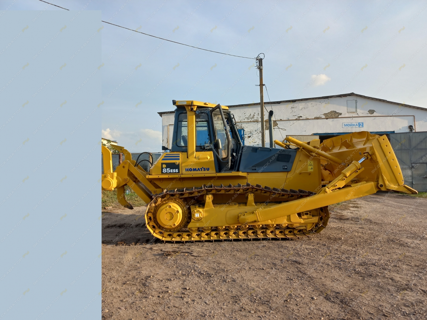 Komatsu D85ESS-2A [0]