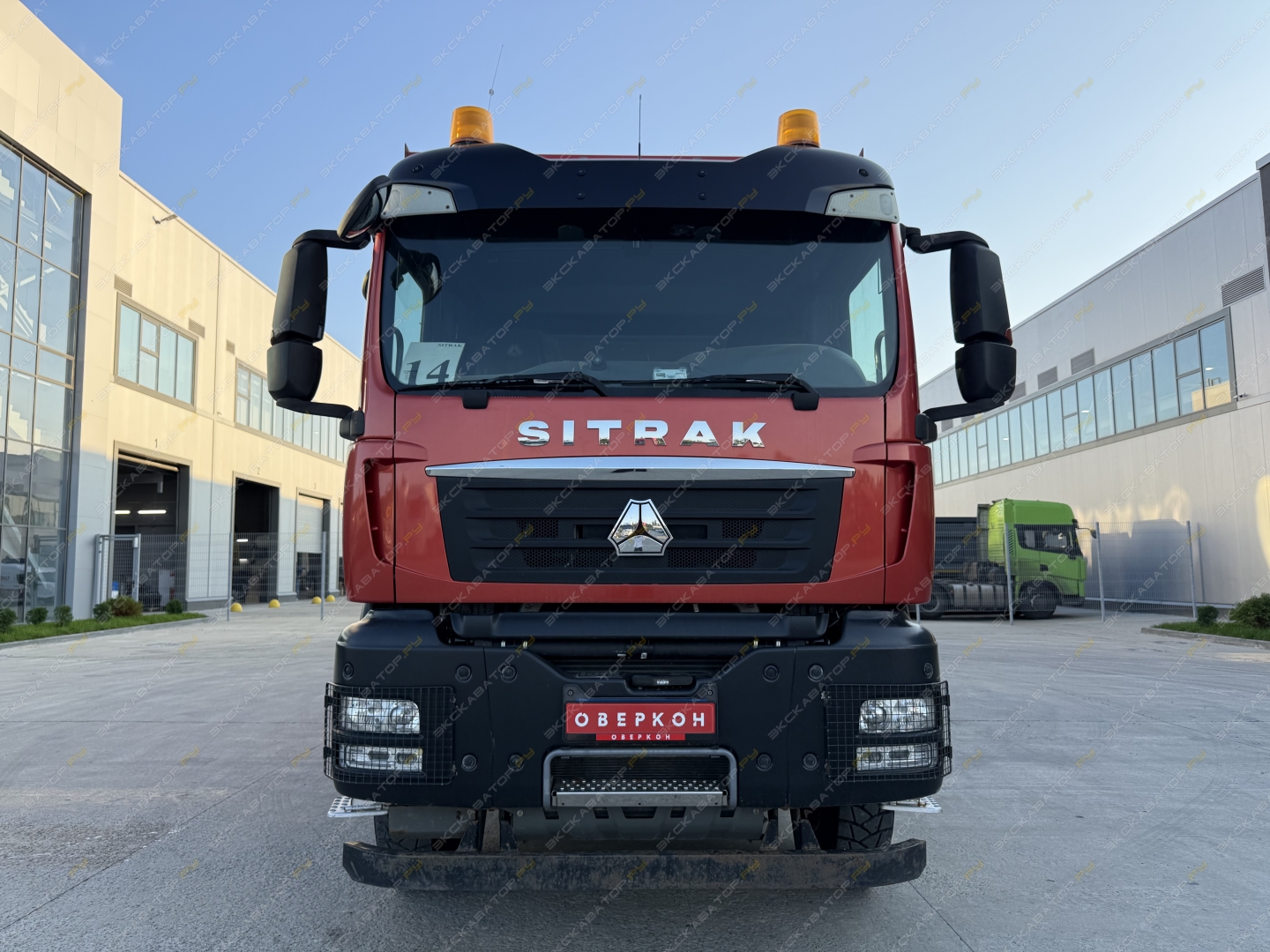 Sitrak C7H MAX 8x4 [7]