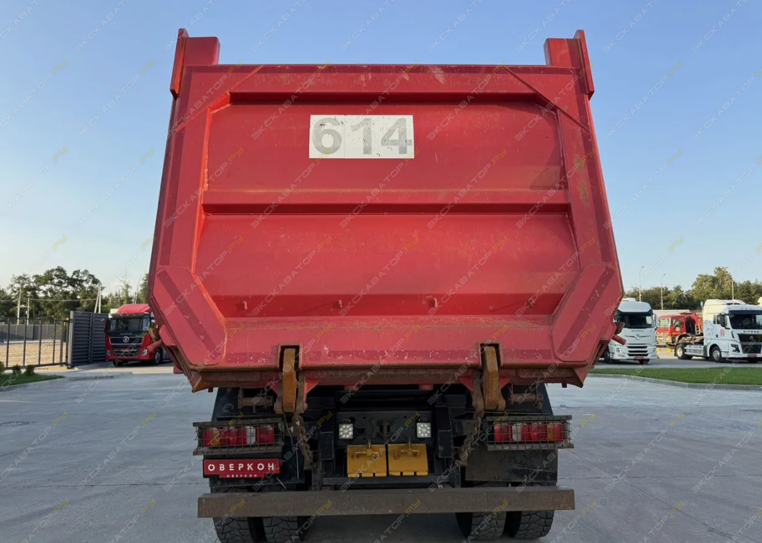 Sitrak C7H MAX 8x4 [2]