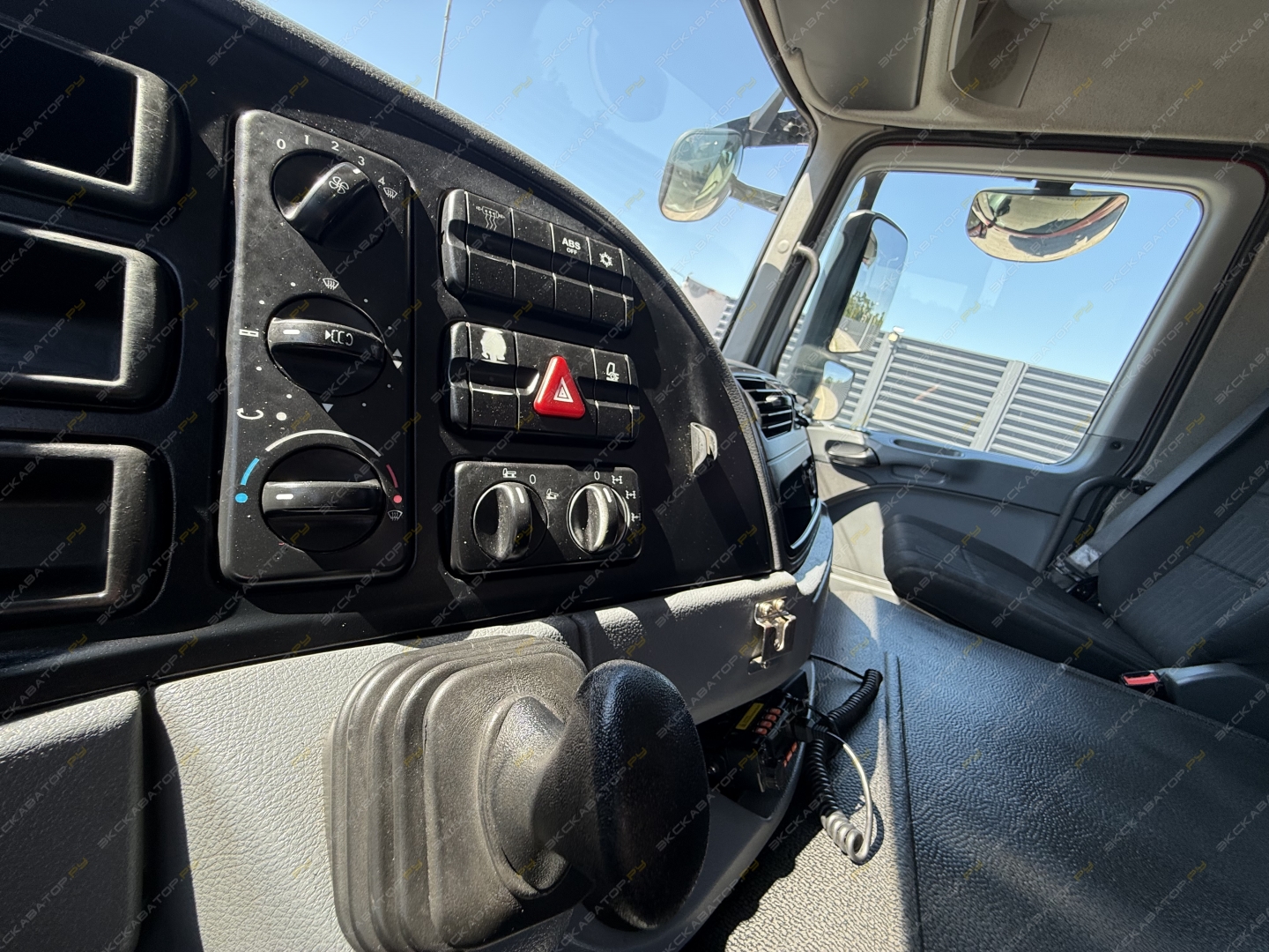 Mercedes-Benz Actros 3341 AK [9]