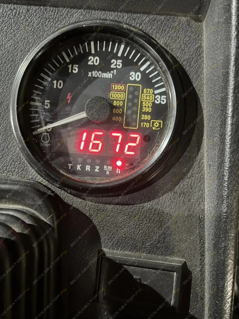 МТЗ 82.1 [7]
