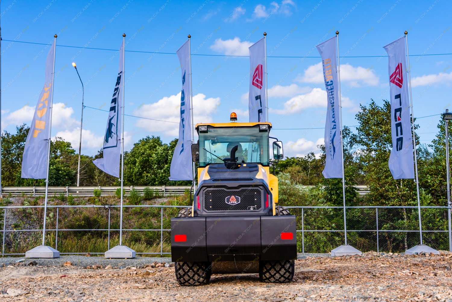 LGCE (SDLG) RS7120H [8]