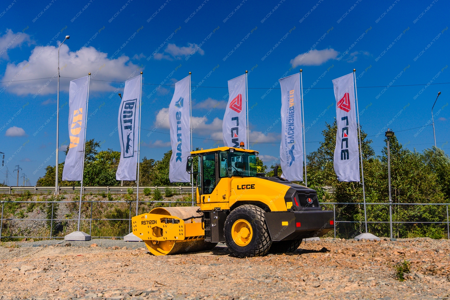 LGCE (SDLG) RS7120H [7]
