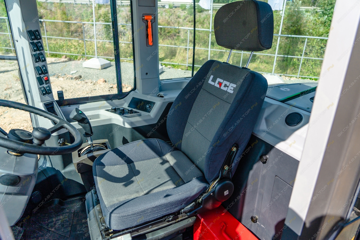 LGCE (SDLG) RS7120H [4]