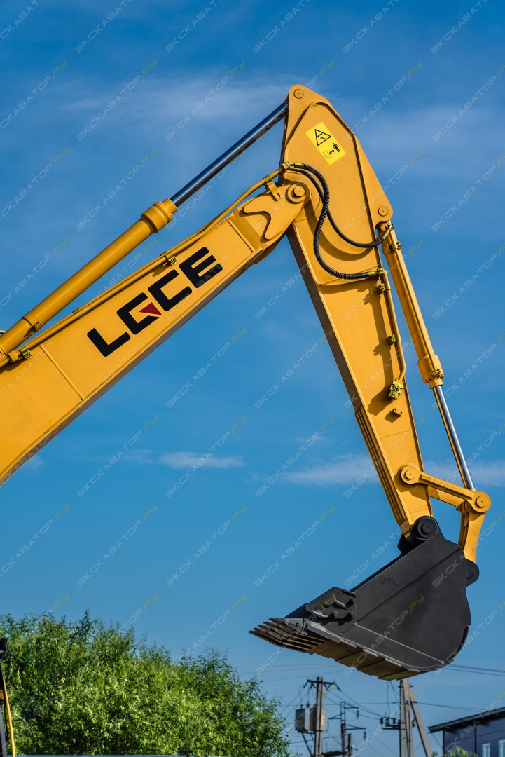 LGCE (SDLG) E6210H [7]