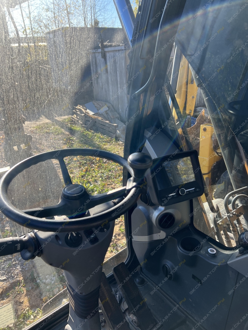 Hyundai R140W-9S [3]